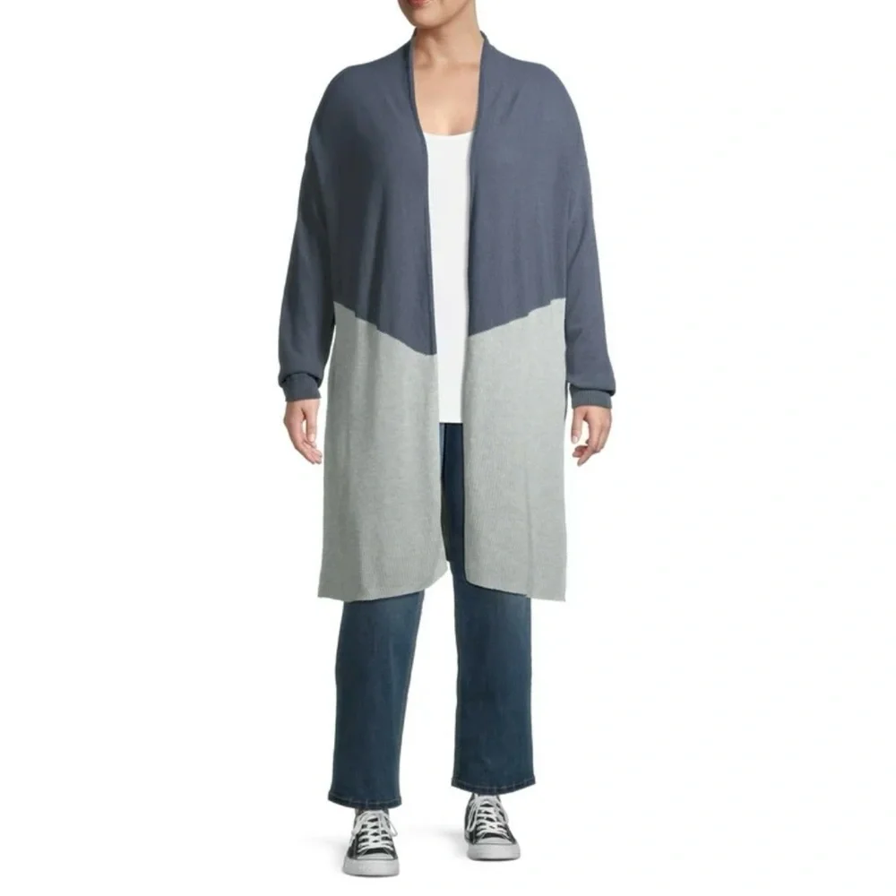 Two Tone Terra & Sky Cardigan Size 4X